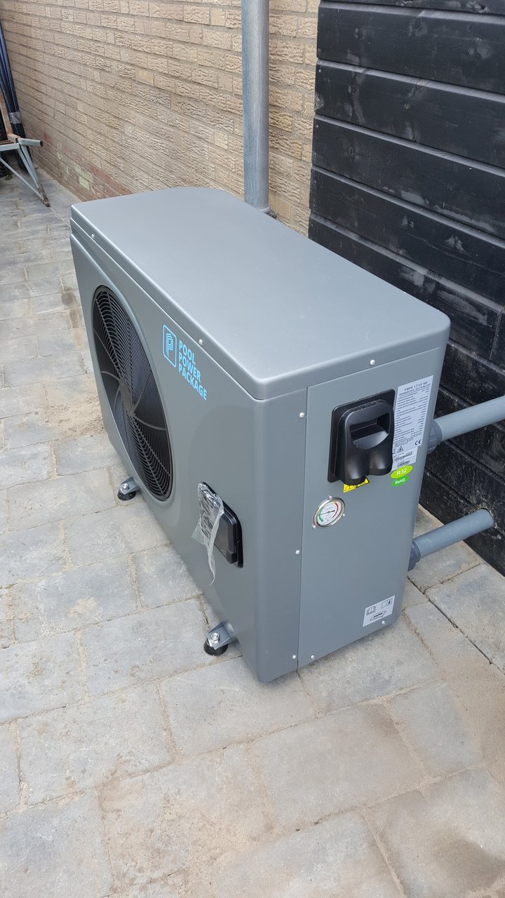 warmte pomp geplaatst in Hoeven